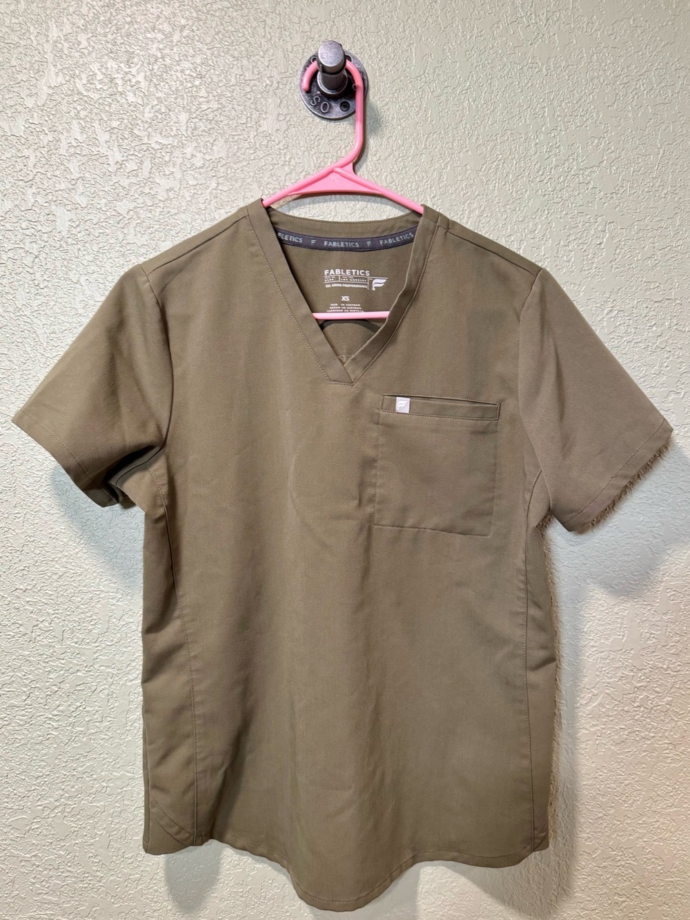 Fabletics Olive Green V-Neck Short Sleeve Scrub Top XS